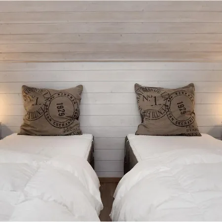 Holiday Suitable For Families With Sauna Dinez